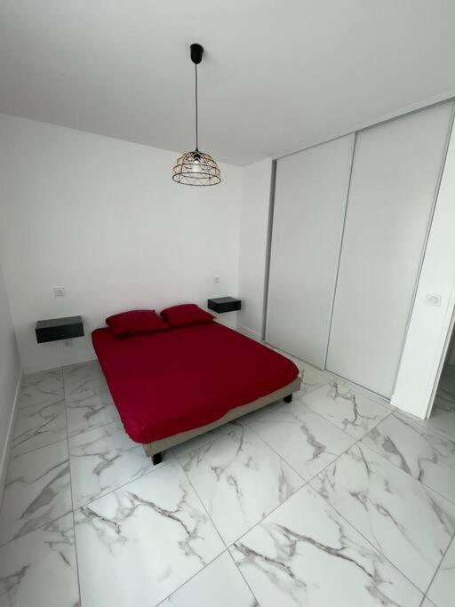 Appartement 2 Pieces, Salon Et Chambre, 44M2 Refait A Neuf Кліші Екстер'єр фото